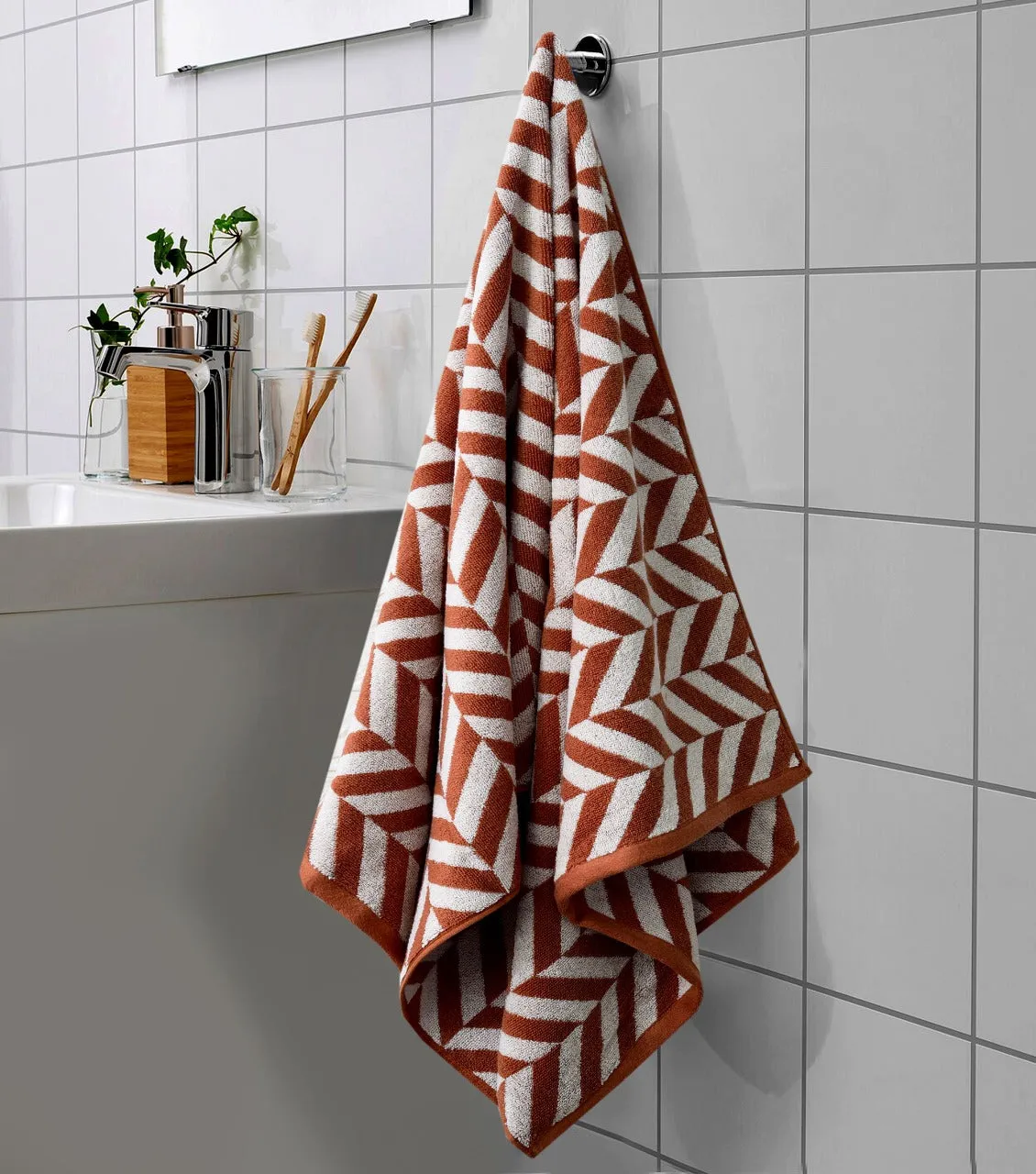 2 PCs Bath Towel Yarn Dyed-14916Brown Chevrons