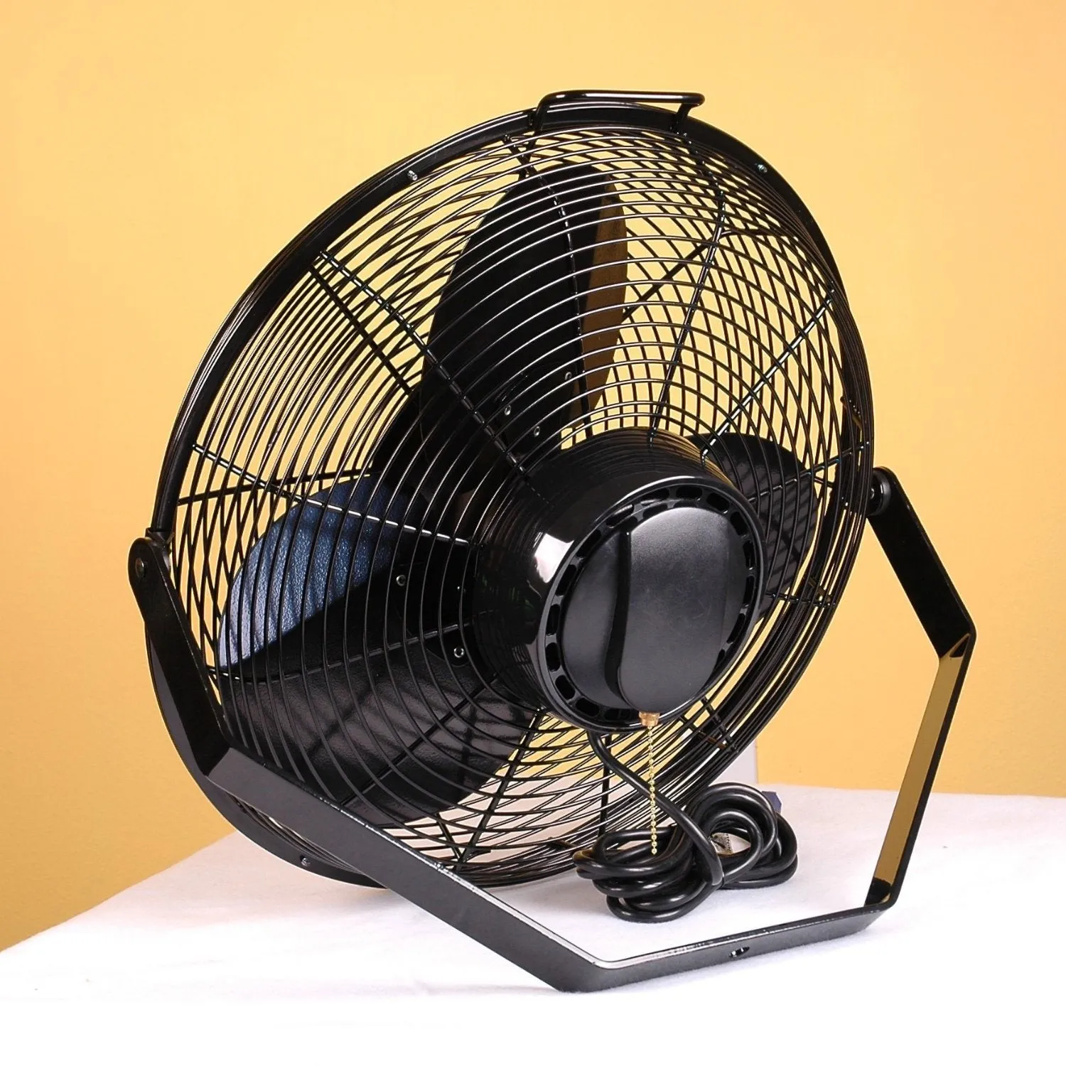 Air King 9518 18" 1/6 HP Industrial Grade High Velocity Wall Mount Fan