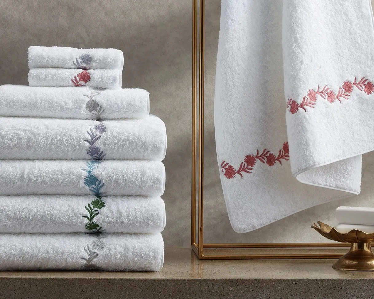 Daphne Towel | Guest Towel