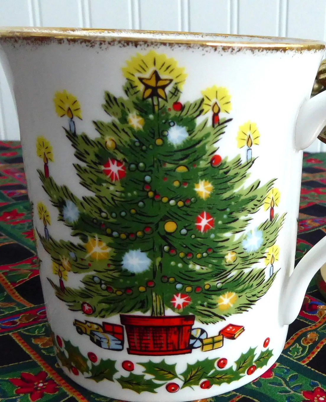 Festive Time Queen's Mug Holiday Design 1970s England Christmas Tea Rosina Christmas Tea