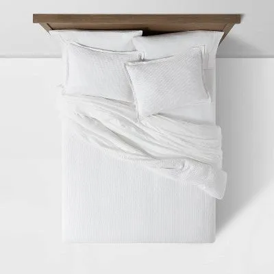 Full/Queen Washed Waffle Weave Duvet & Sham Set White - Threshold