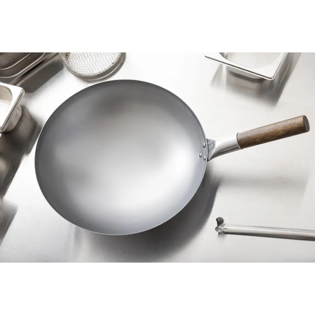 GJ495 London Wok Round Bottom Wok 330mm