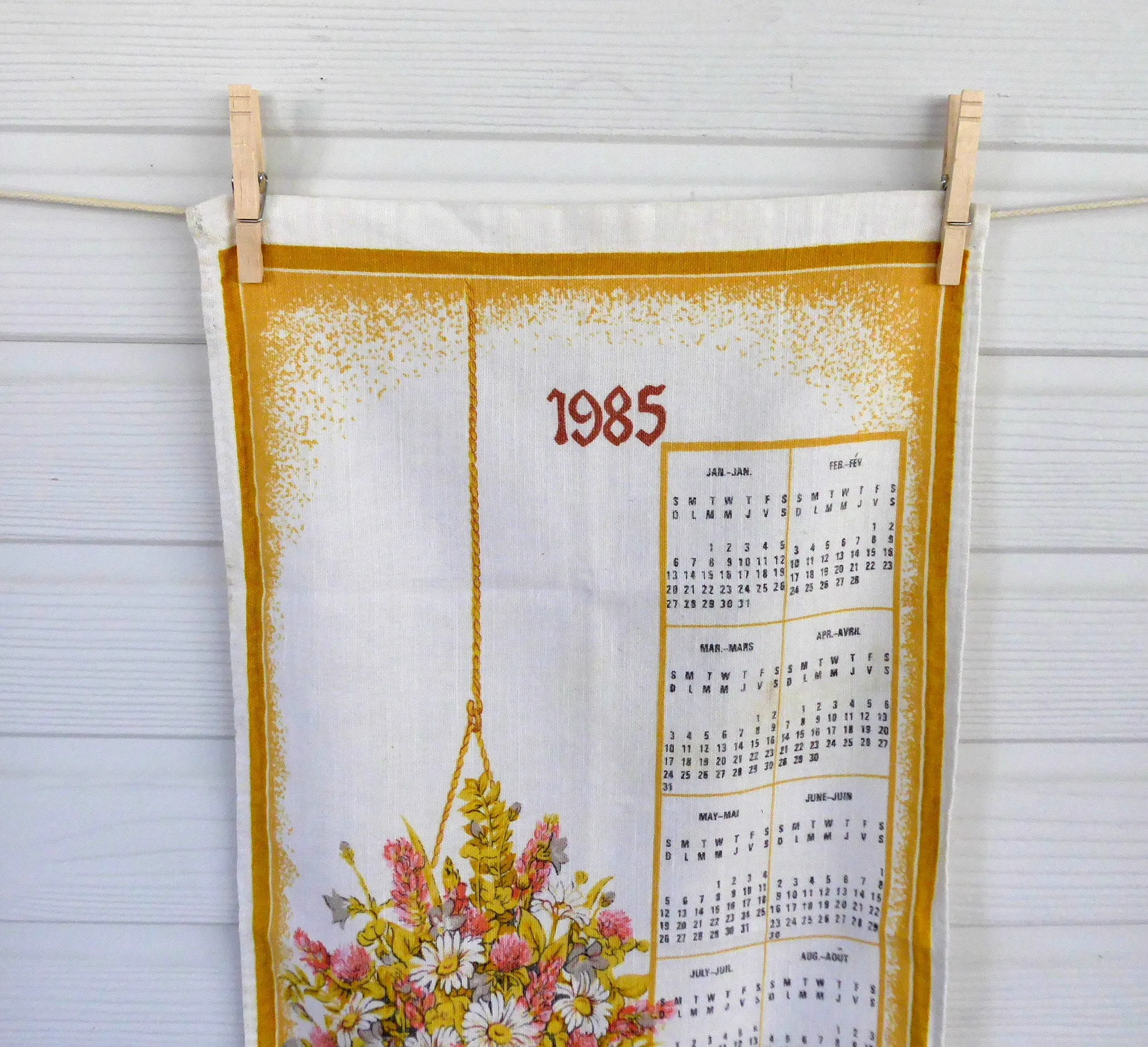 Long Calendar Towel 1985 Tea Towel Dish Towel Linen English French Retro Kitchen Decor