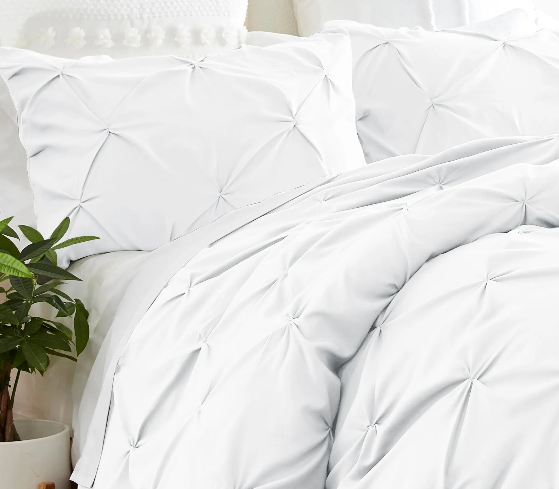 Pinch-Pleat 3-Piece Duvet Cover Set