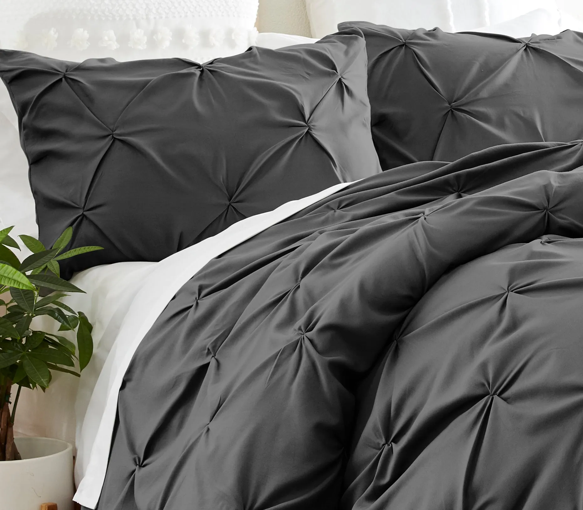 Pinch-Pleat 3-Piece Duvet Cover Set