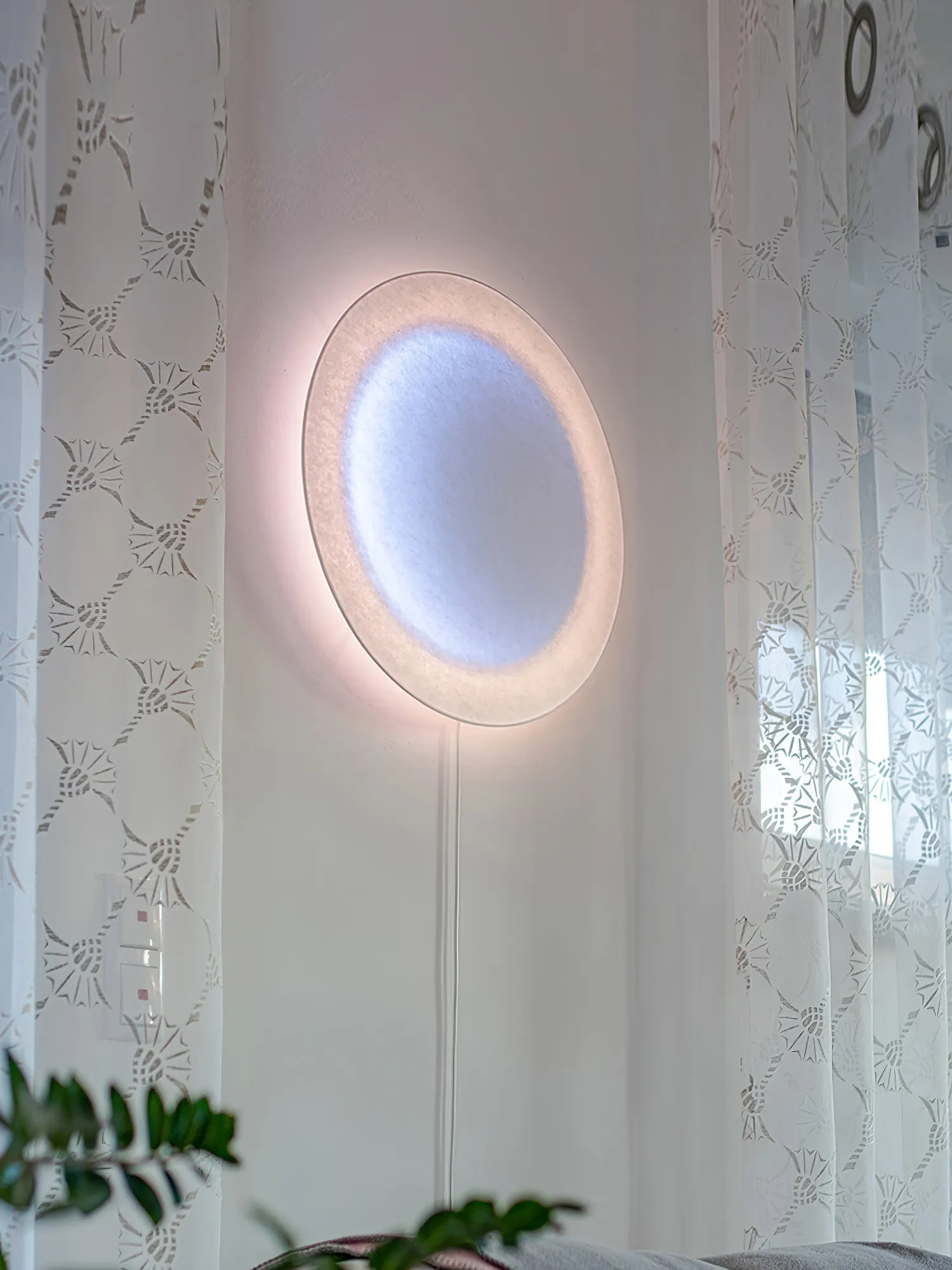 Relax Plug-in Wall Light