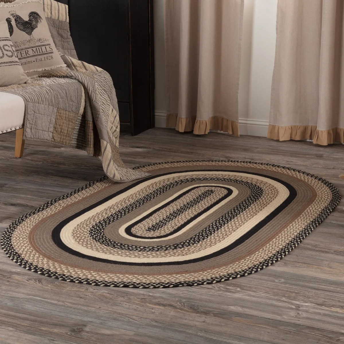 Sawyer Mill Charcoal Jute Rug Oval w/ Pad 48x72