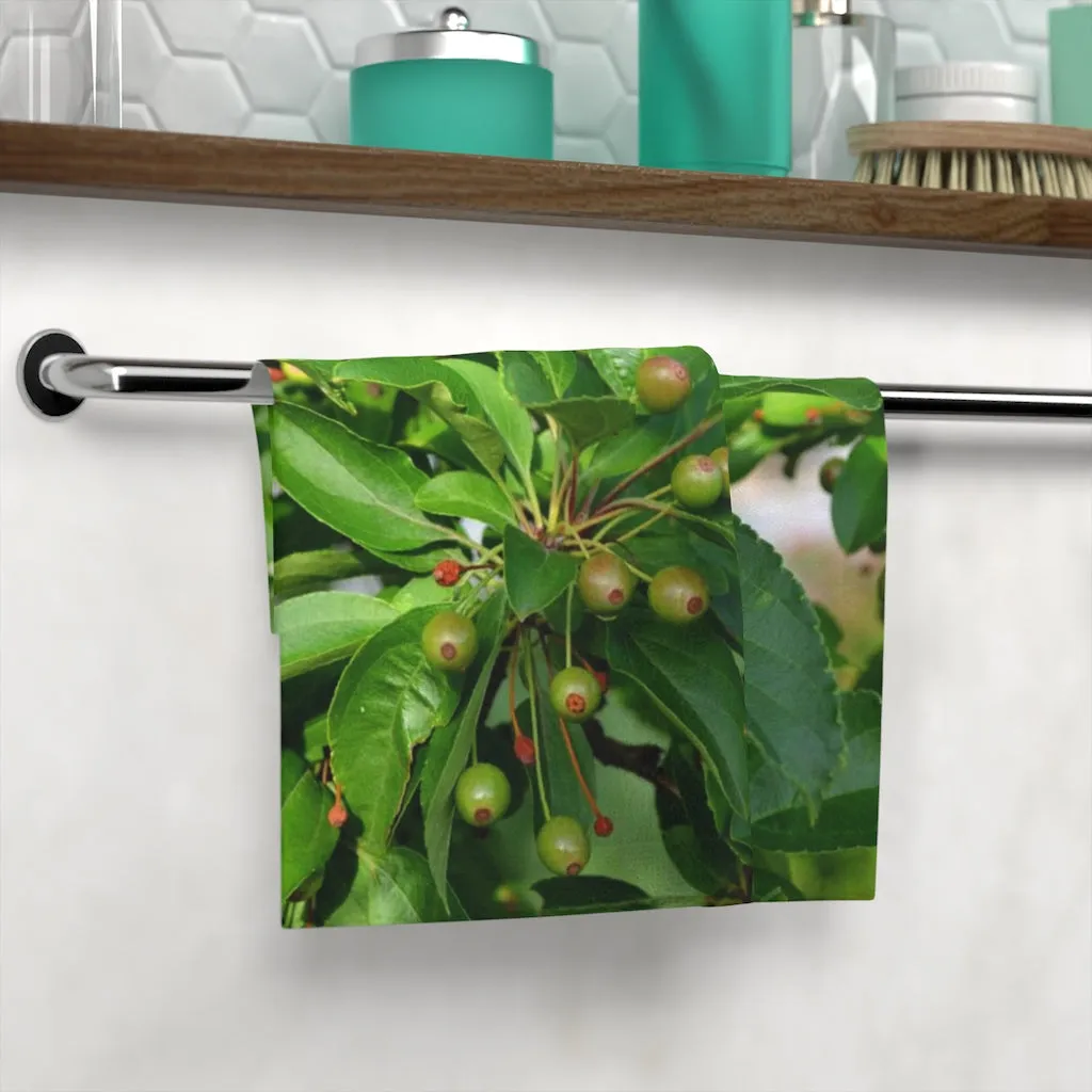 Seeds and Green Leaves Face Towel